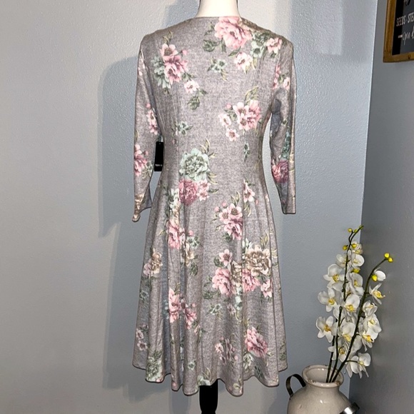 Torrid Super Soft Floral Dress! Size 00X! NWT! - Picture 10 of 12